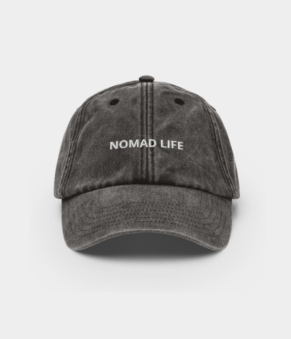 NOMAD LIFE.