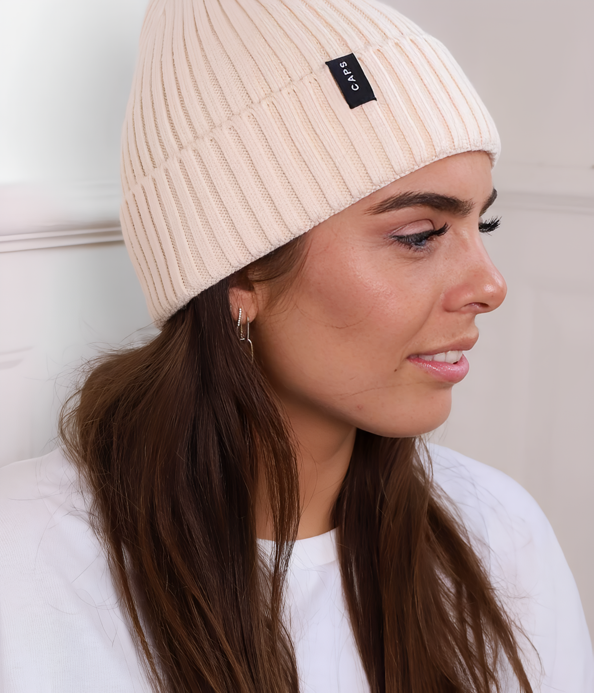 CABLE LOGO BEANIE.