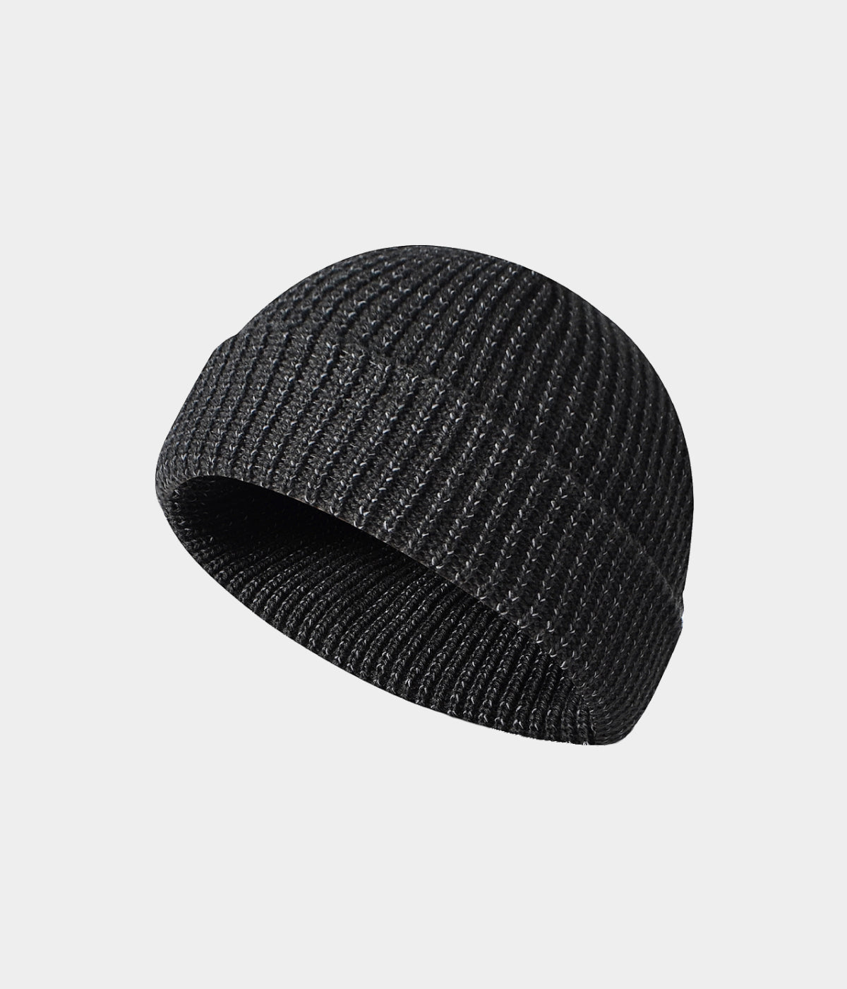 REFLECTIVE BEANIE.