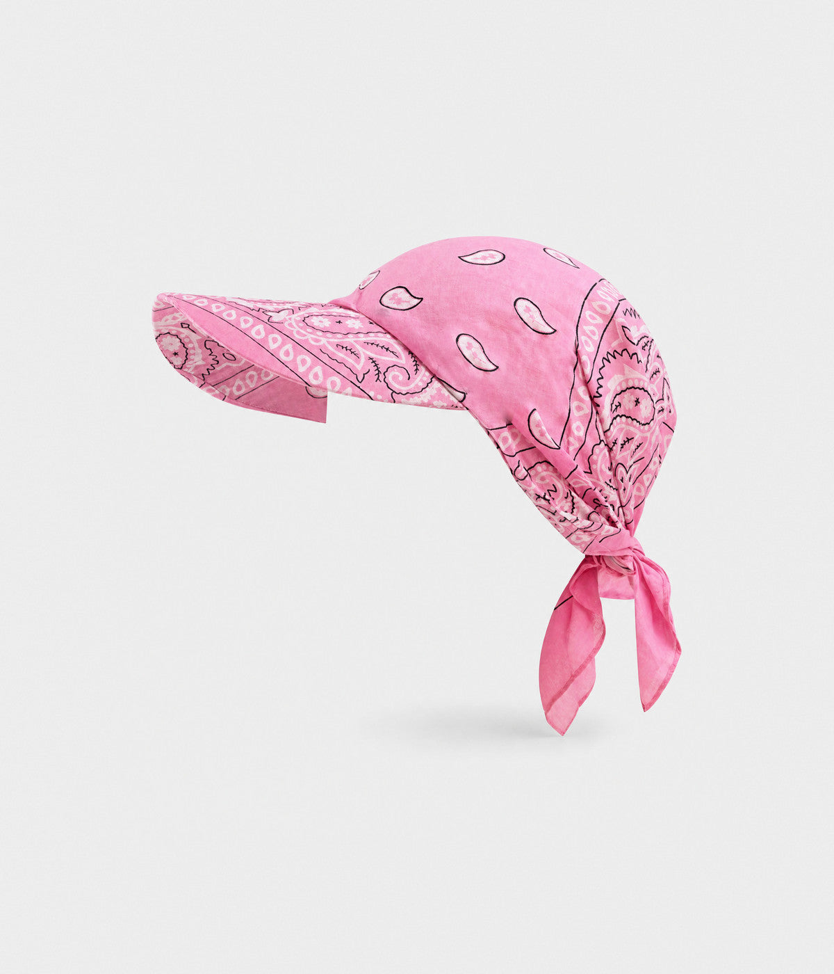 PEAKED BANDANA CAP.