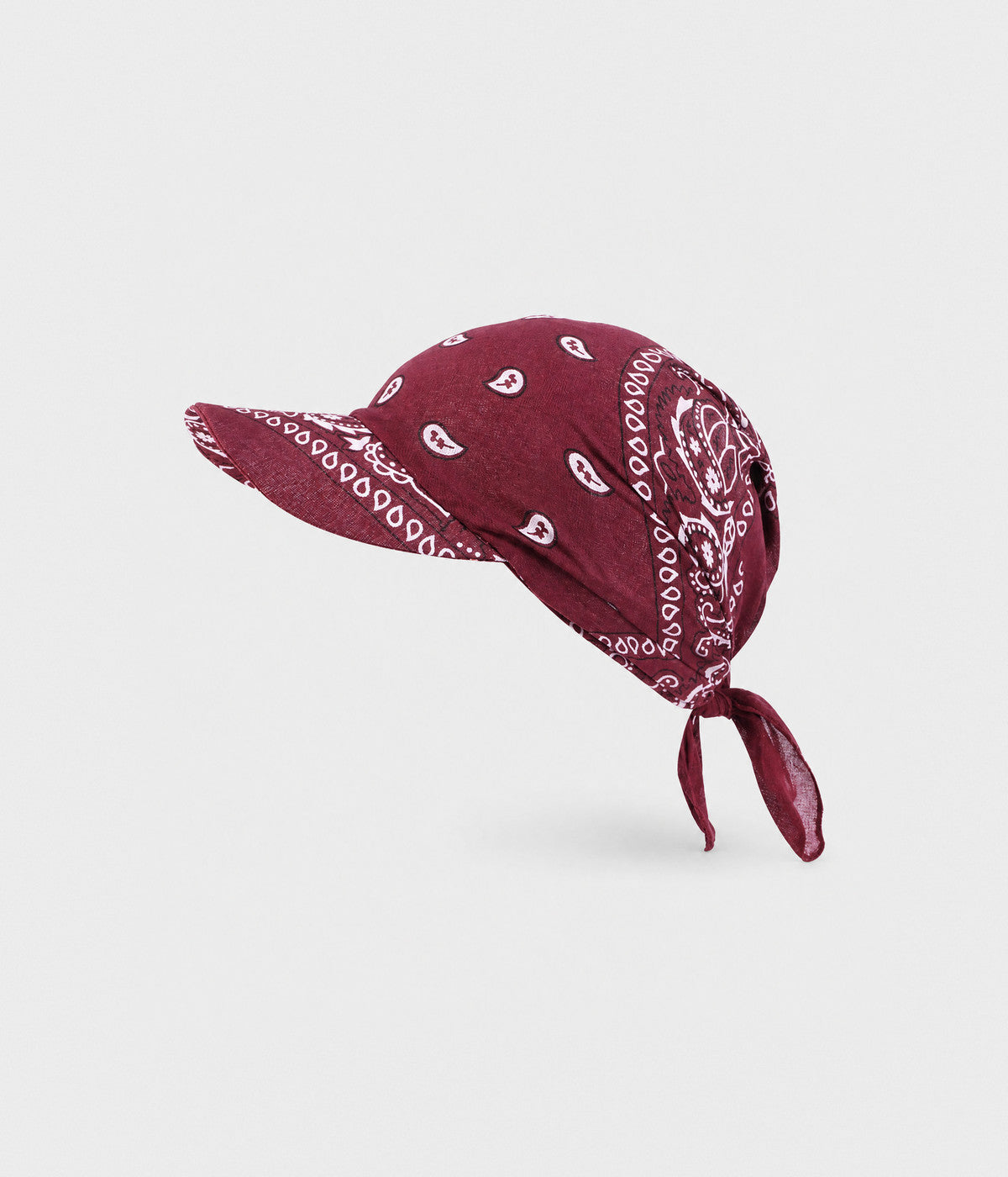 PEAKED BANDANA CAP.