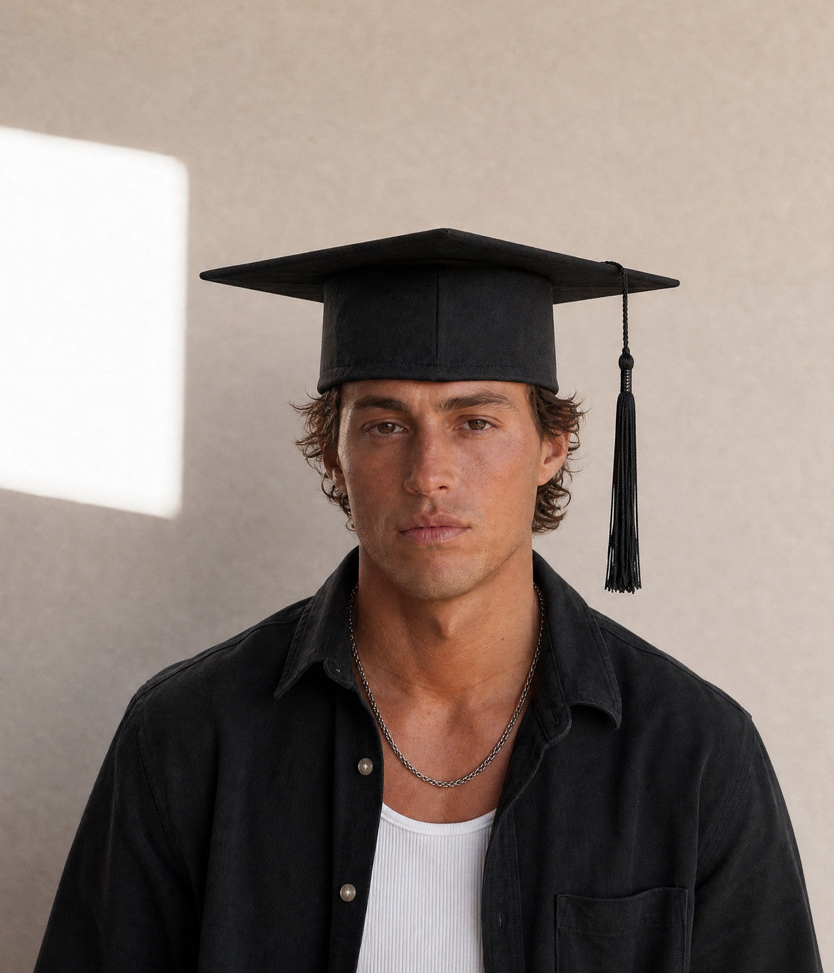 GRADUATION CAP.