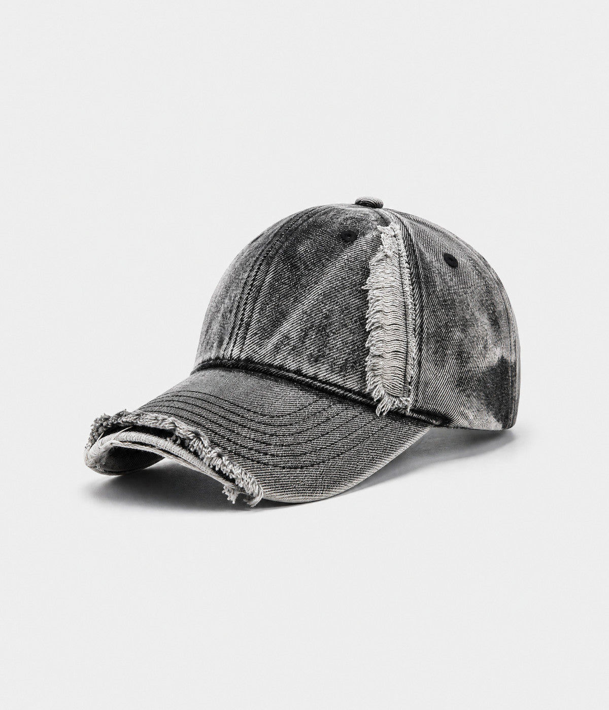 SNOW WASH DENIM.