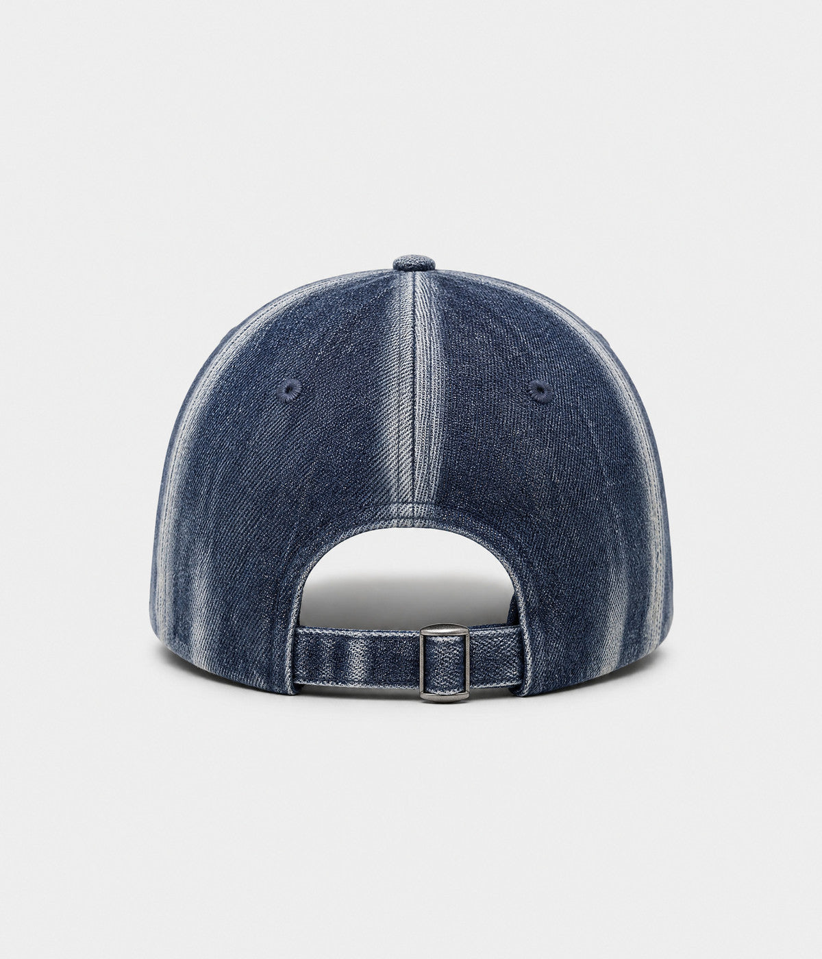 DENIM FADE.