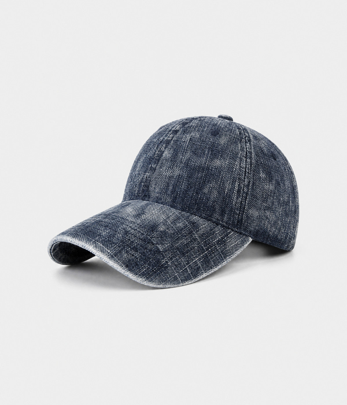 DENIM FADE.