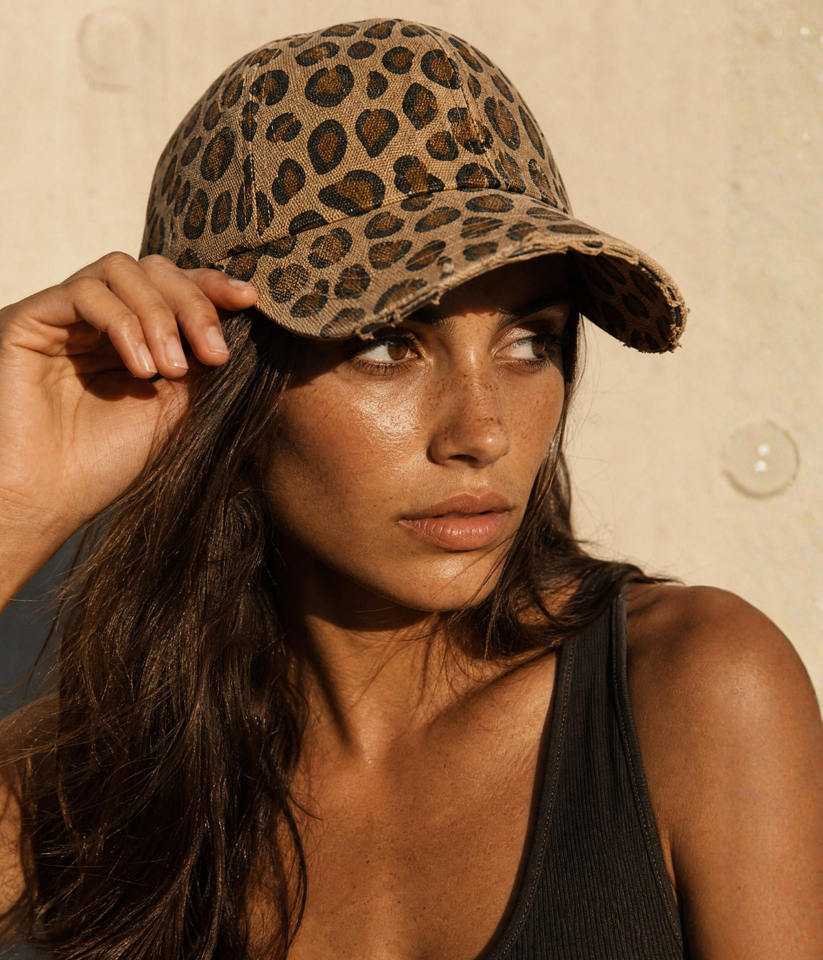 DISTRESSED LEOPARD.